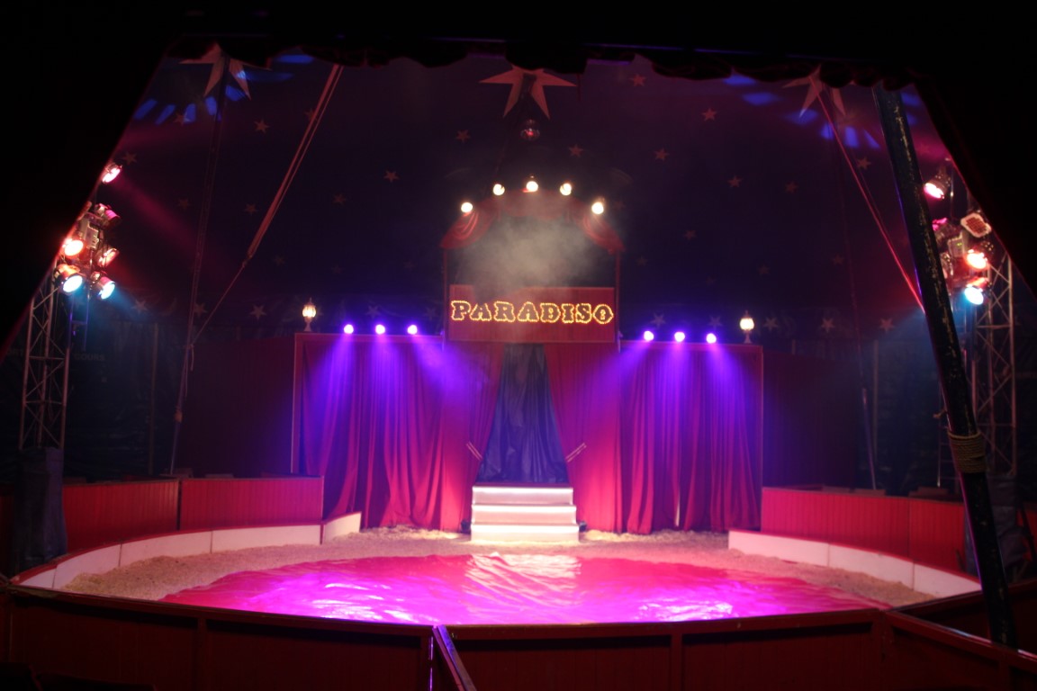location-chapiteau-de-cirque-tente-de-reception-pres-de-bourges-paradiso (6)