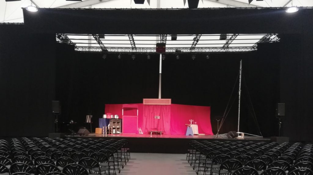 duo-paradiso-cirque-spectacle-domicile-bourges-tours-blois-vierzon-orleans (8)
