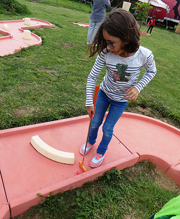 mini-golf-activite-familiale-enfants-bourges-tours-blois